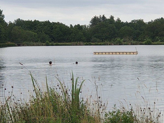 Swimming - La Prade lake