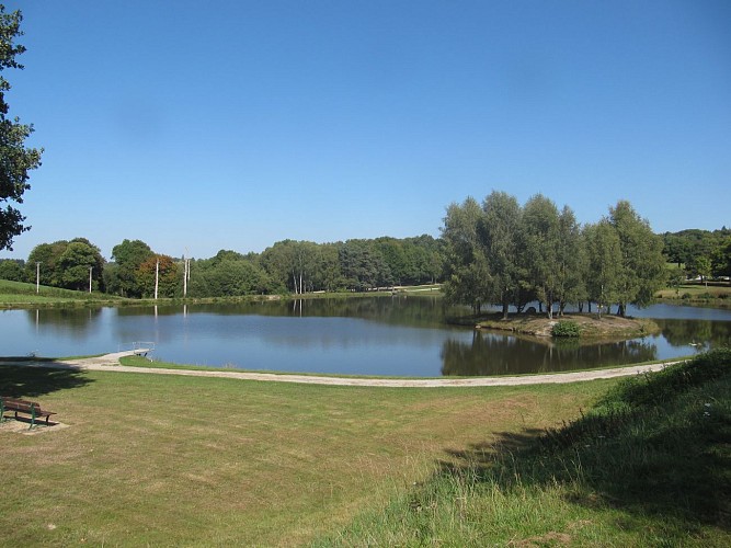 Angelstelle - Plan d'Eau La Bregirolle