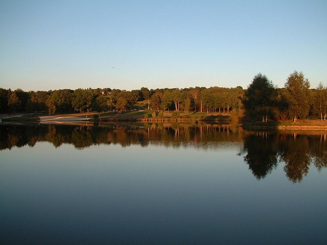 Fishing site - Plan d'Eau La Bregirolle