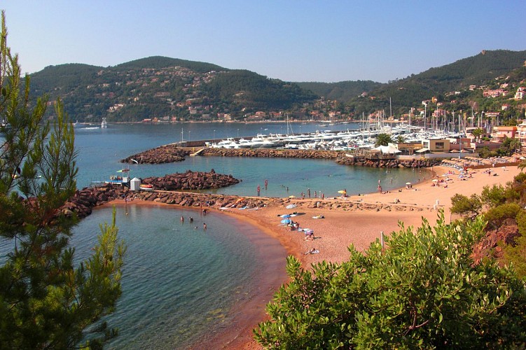 Plage de la Rague et des Mineurs - Öffentlicher Strand