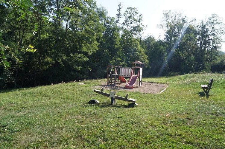 Aire de jeux - Salt-en-Donzy