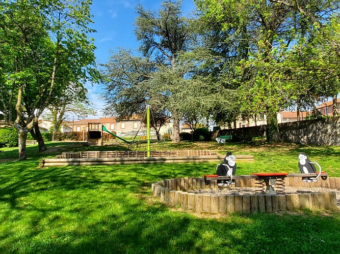 Sentier Les Pierres Folles