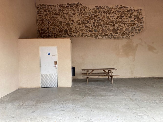 Aire de pique-nique de la Halle du randonneur