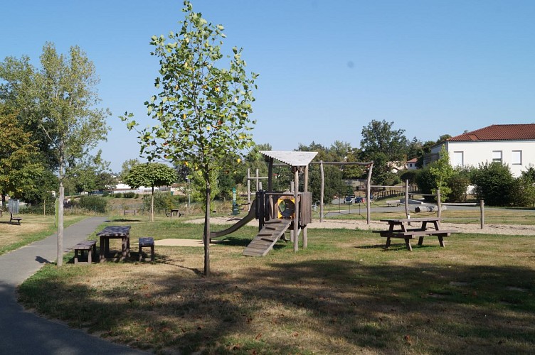 Aire de pique-nique espace Vermare