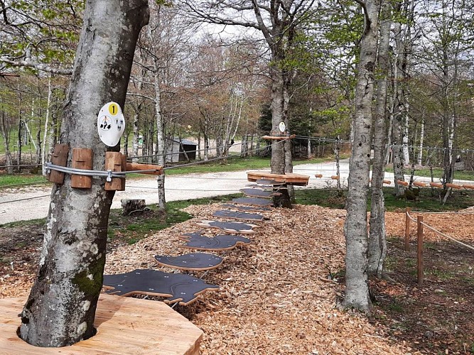 Accro-filet à la Station Alti Aigoual