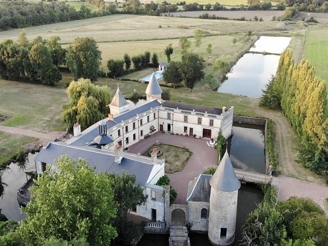 Chambres d'hotes Chateau Bournizeau Pierrfitte Thouarsais Deux Sevres