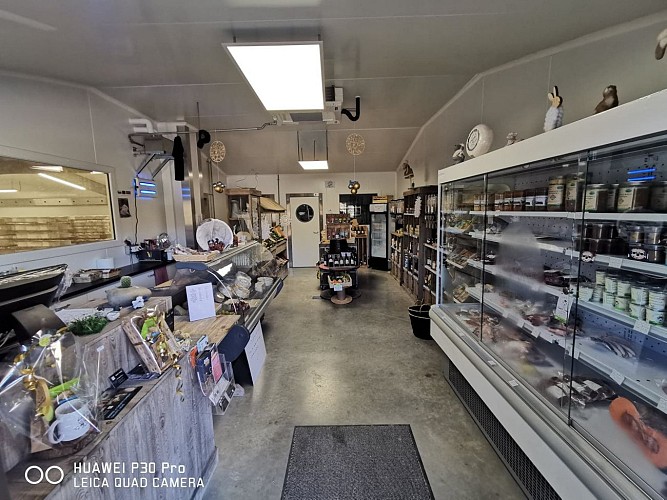 82506747_563158210901908_2249791375308488704_n