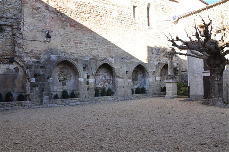 Abbaye de Cruis