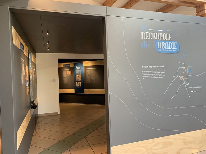 Exposition permanente - "La nécropole de l'Abadie"