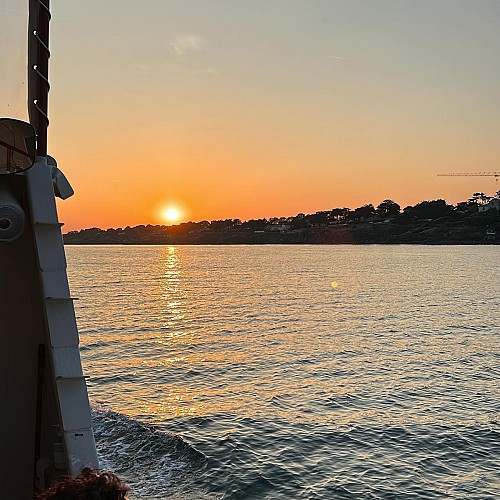 Balade en mer au coucher du soleil à bord de l'Evasion 3