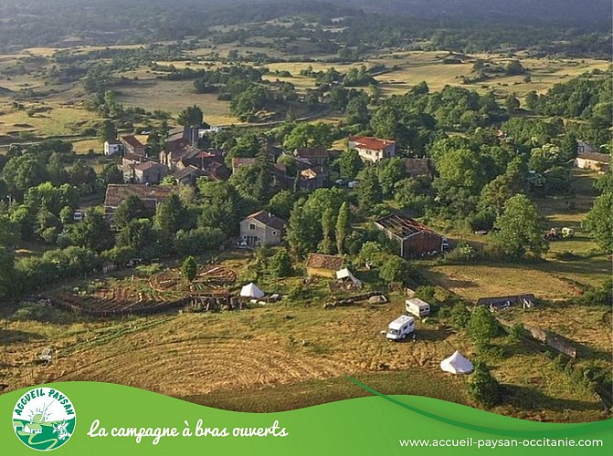 Le petit pailler - Accueil Paysan Occitanie - produits à la ferme, Camping, Table d'hôtes à Cornus