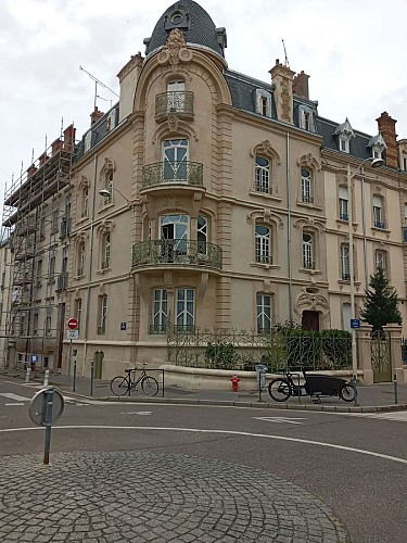 40, rue Michelet. Ancienne clinique