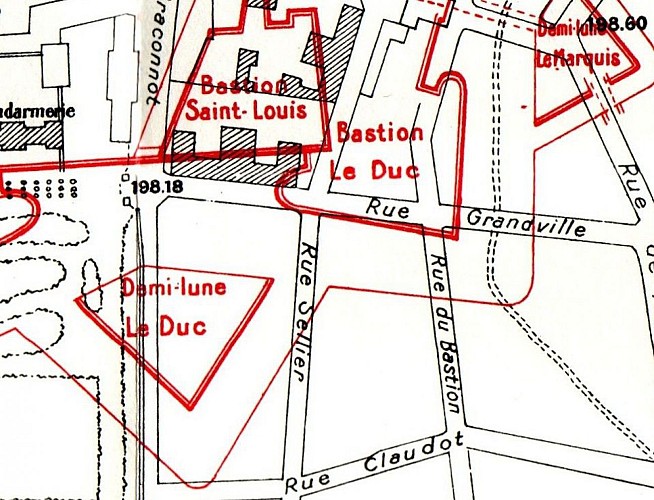 Tracé des fortifications de 1672-1698 repor-tées sur un plan moderne (1908) par Léon Lallement