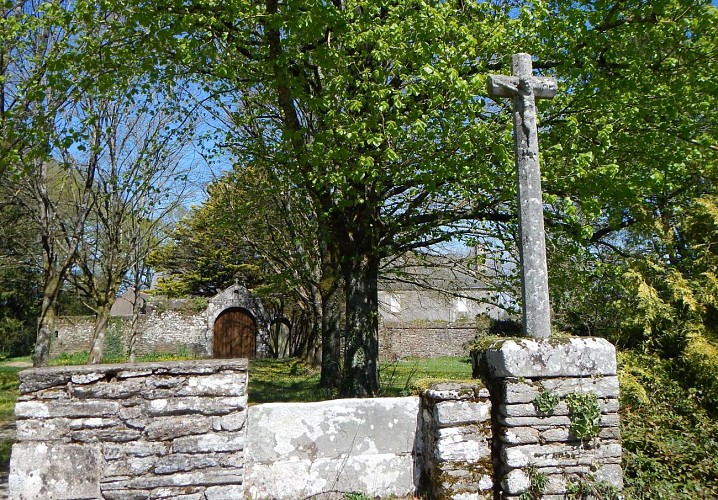 Saint Gravé, Croix du Vieux Presbytère
