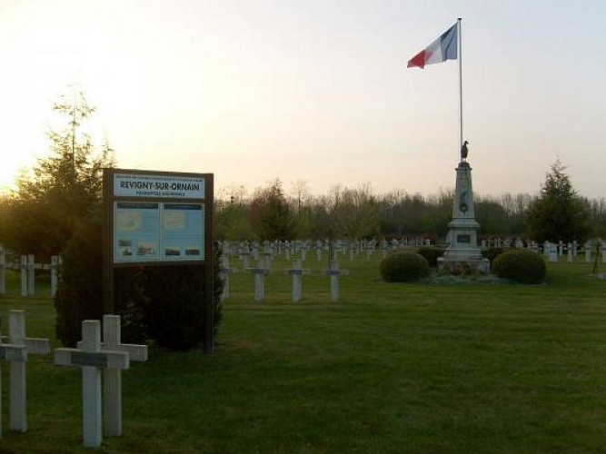 Cimetière militaire de Revigny