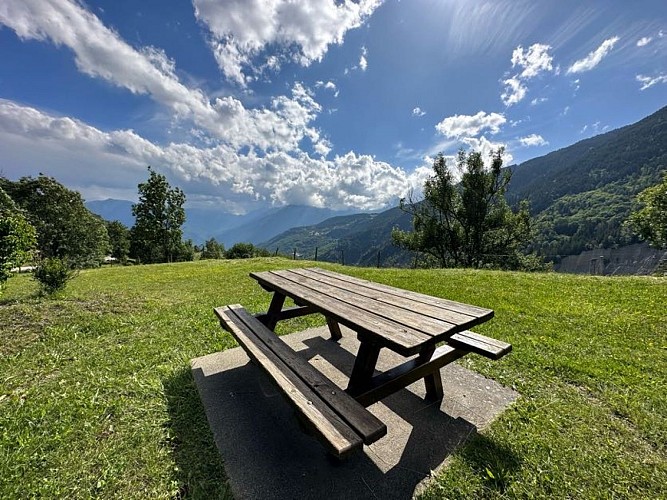 Picnic area Cheminées des Fées