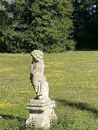 Appartement au château de la Ferrière de Flée