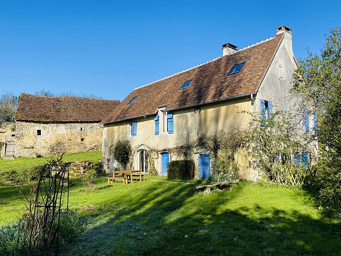 LA MAISON PRINCIPALE DU GENETIN