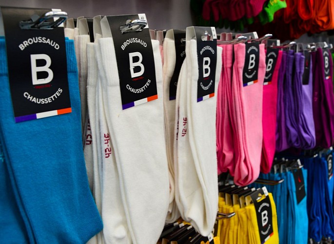chaussettes-broussaud-textiles-les-cars