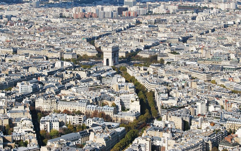 Eiffel Tower Guided Tour by Elevator: Summit or Second Floor