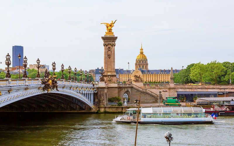 Eiffel Tower Tickets: Summit or Second Floor Access with Seine River Cruise