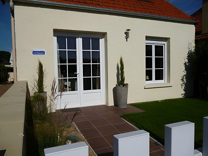 Mme-Castel-Port-en-Bessin1