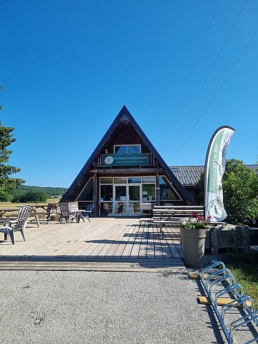 Ain's Temps Loisirs : boutique de produits locaux aux Plans d'Hotonnes