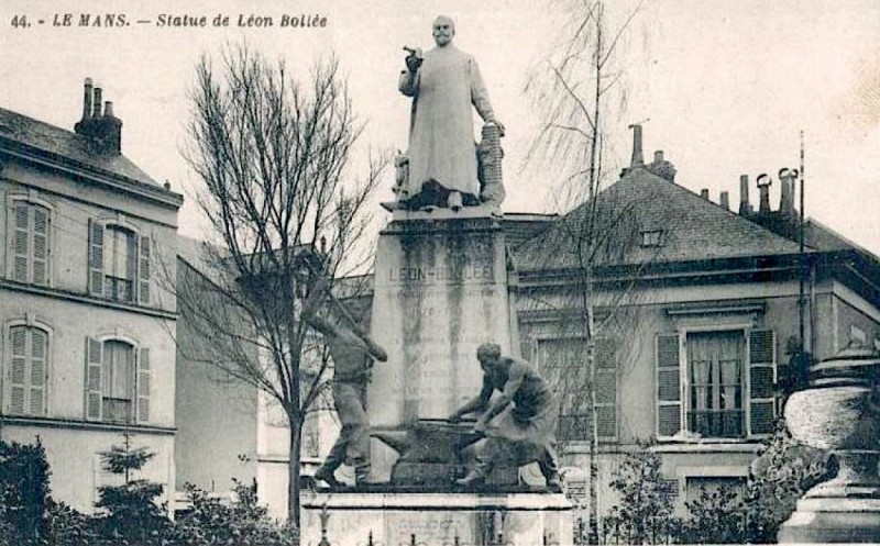 statue Bollée-2