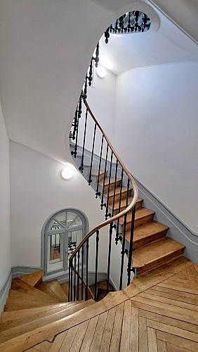 Copy-of-20230531_163527-scaled