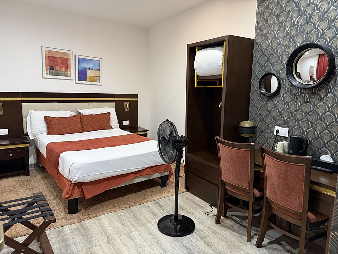 20260802-hotel-morand-chambre-double-confort-06