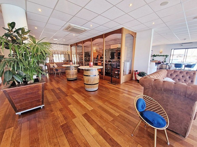 Brasserie-O-Loup-Thau-Quai-20240704-163447-jpg