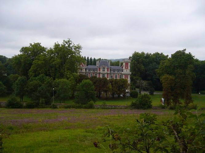 Chateau-Magne