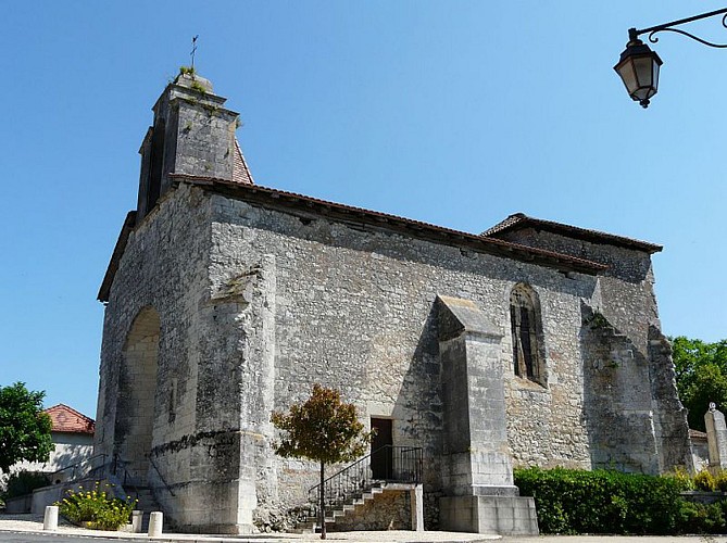 800px-Saint-Pardoux-de-Drône_église