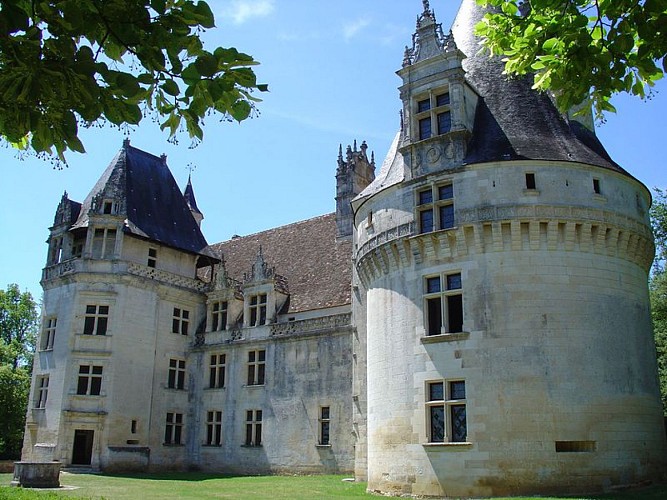 Le_château_de_Puyguilhem