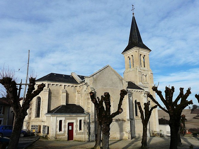 1024px-Léguillac-de-l'Auche_église_(2)