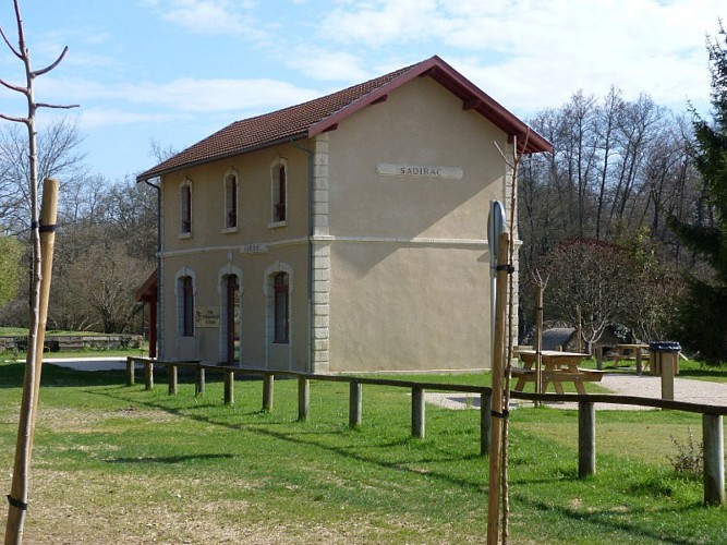 Départ du parcours : la Maison du Patrimoine Naturel du Créonnais à Sadirac