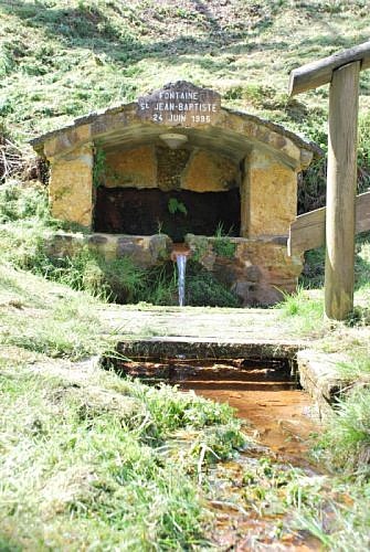 Brocas - Fontaine saint-Jean-Baptiste web (3)