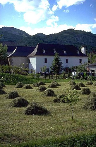 Ferme et fenaison