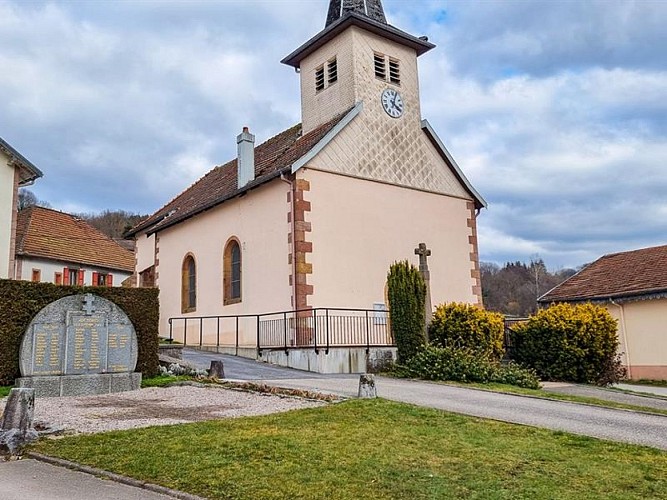 Saint-pierre de rehaupal church