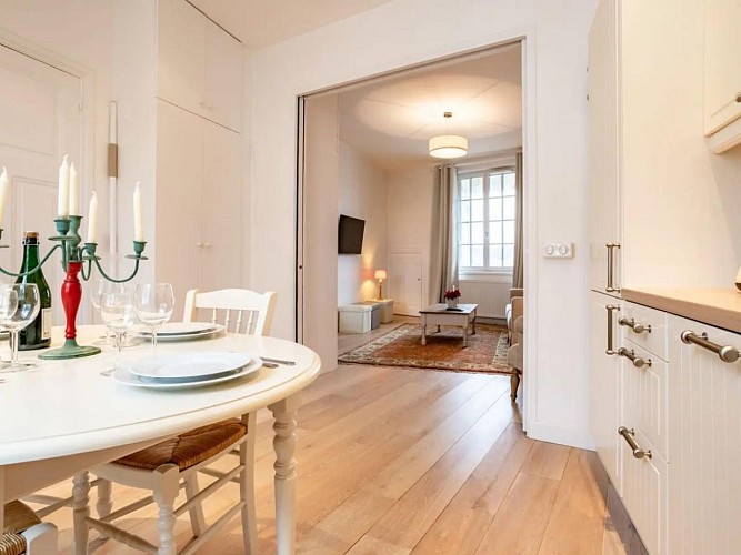 tr_h-1200,w-1600,pr-true,fo-auto-3