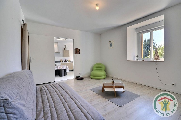 La Touche Melet Petit