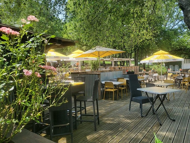 LaCastanha-restaurantTerrasse_Beynat_3