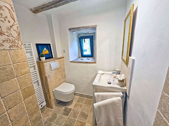 SalleDeBain01