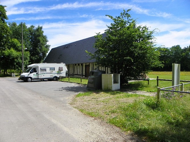 Aire pour camping-cars à Bardouville