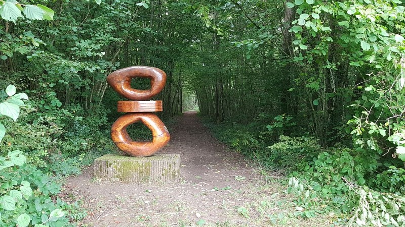Vent des Forêts 2010, Claudia Comte, Saphira