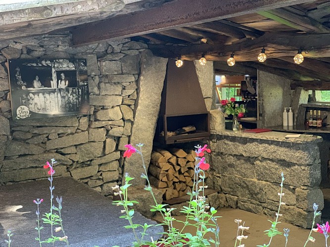 "Au Vieux Chantier"