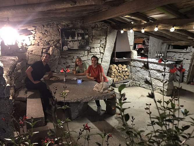 "Au Vieux Chantier"