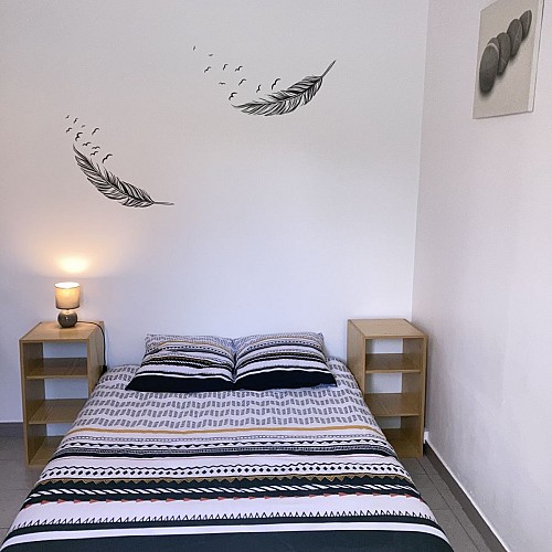 Bonny sur Loire - A&amp;J Dubois studio- le lit double