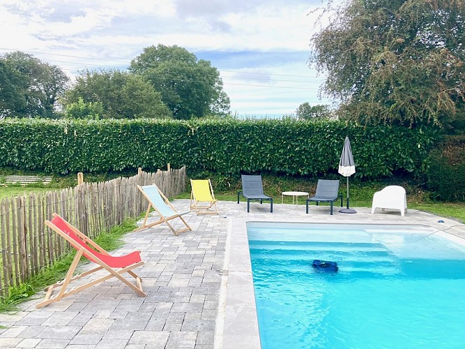 Gite saint sauveur villages la rondehaye le glatin stéphane céline maison sous les pommiers le petit git (1)