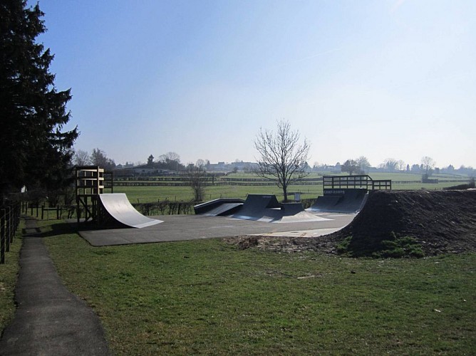 Raeren jugendheim skaterbahn 02 c gemeinde raeren